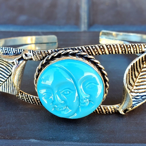 New Carved Double Moon Face 925 Silver Cuff Bracelet. - Picture 6 of 14